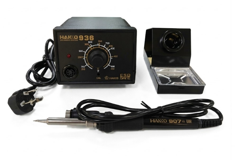 SOLDERING MACHINE HK936